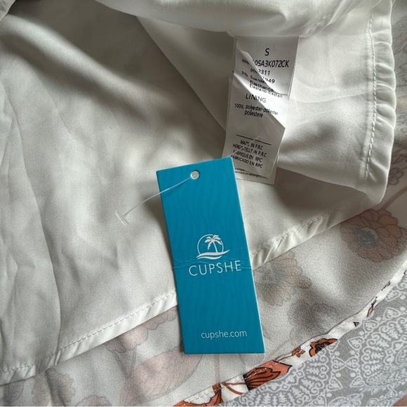 CUPSHE Rust Floral Long Sleeve Mini Dress Size S NWT - Picture 4 of 12